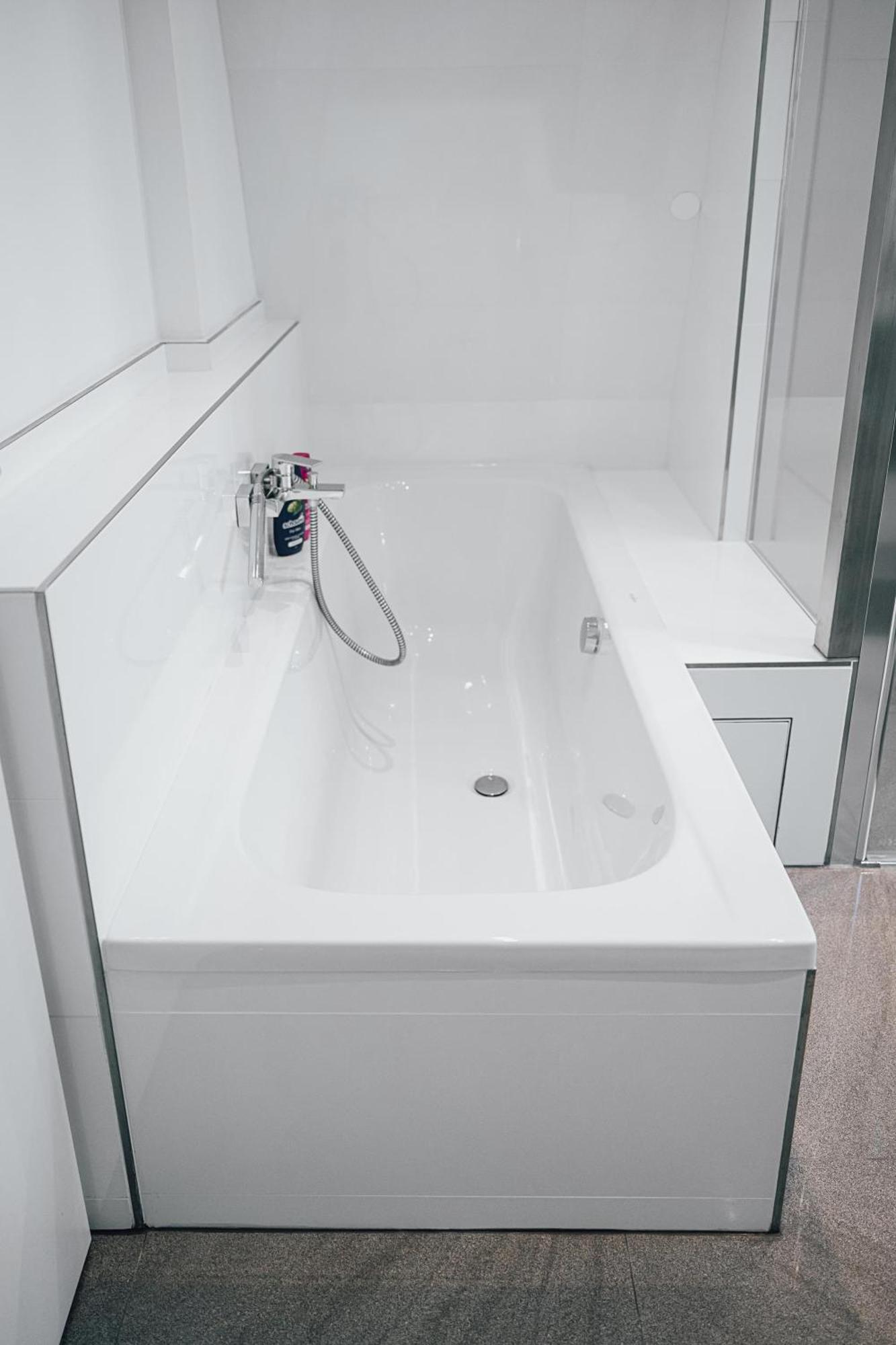 Ferienwohnung Schleicher Mit Klimaanlage Zirndorf Exterior foto